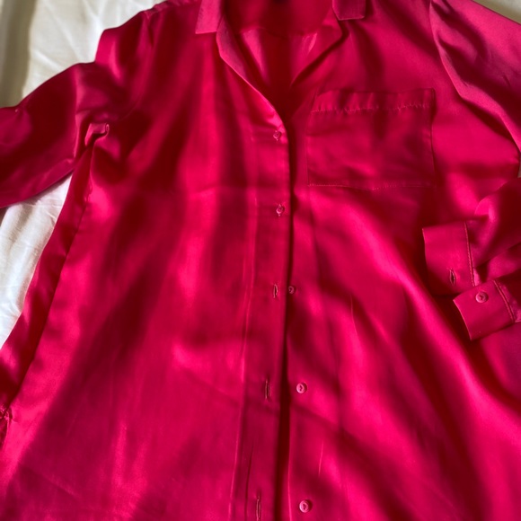 Blouse - Picture 2 of 4